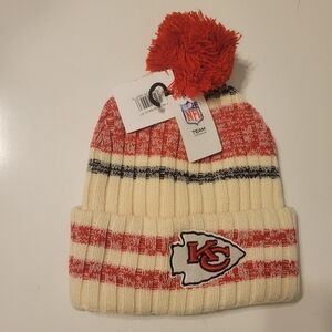 NEW CHIEFS KANSAS CITY EMBROIDERED LOGO NFL LICENSED POM SWIFTIE BEANIE NWT
